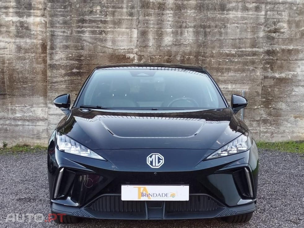 MG MG4 64 kWh Luxury