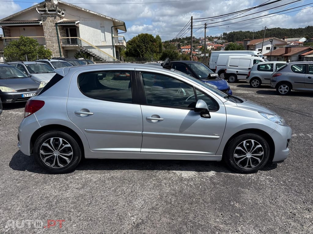 Peugeot 207 1.6 HDi 99g