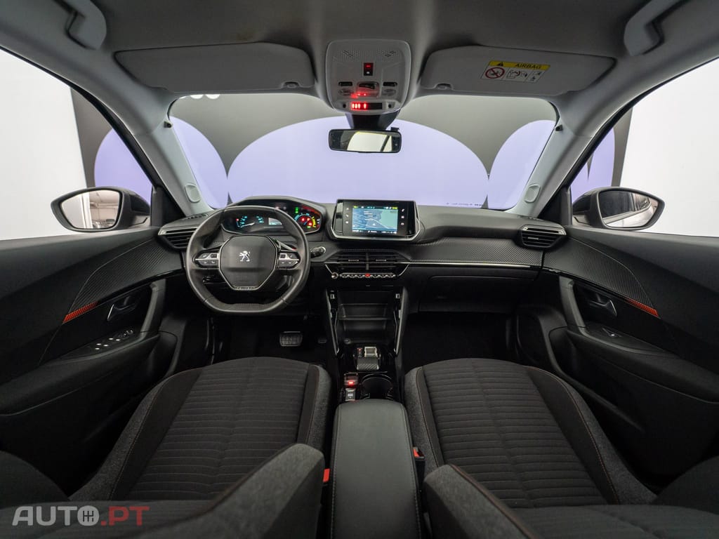 Peugeot E-2008 50 kWh Active Pack