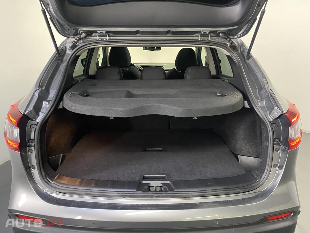 Nissan Qashqai 1.3 DIG-T N-CONNECTA