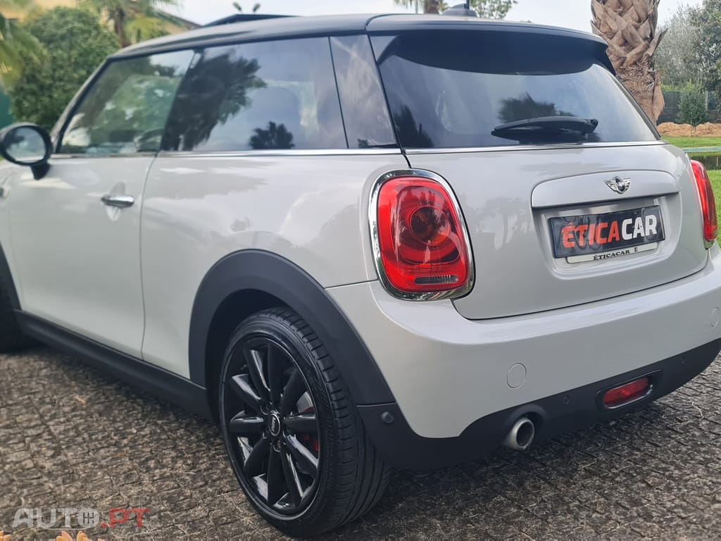 MINI Cooper Cooper D