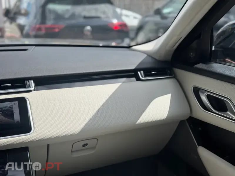 Land Rover Velar 2.0 D200 AWD Dynamic SE