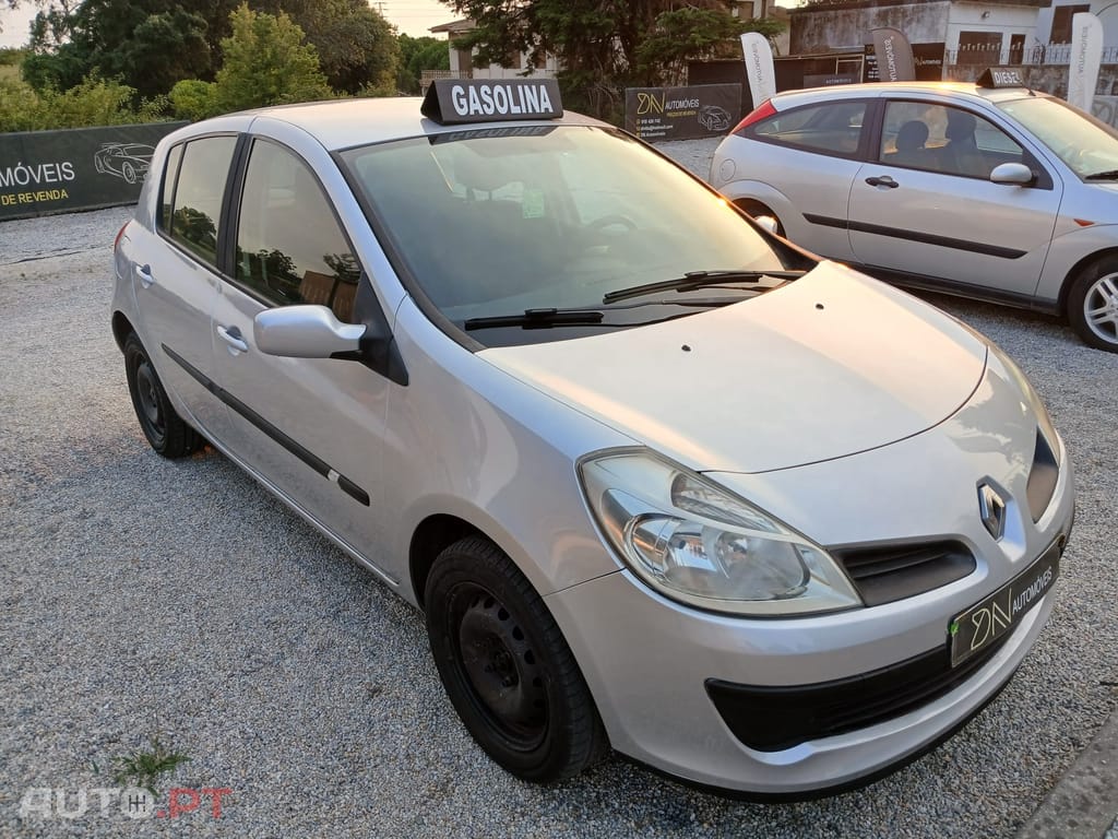 Renault Clio 1.2 16V Confort