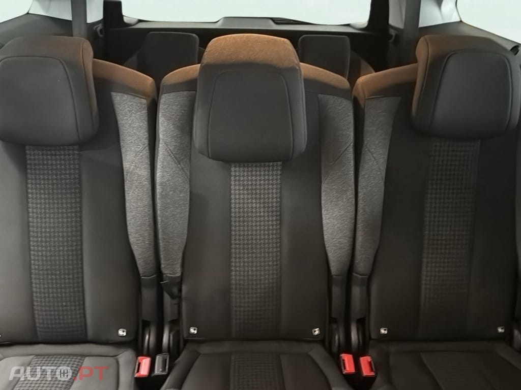 Peugeot 5008 1.5 BlueHDi Allure EAT8