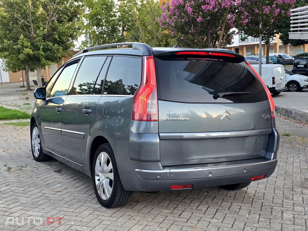 Citroen C4 Grand Picasso 1,6 HDi 110 Cv's EXCLUSIVE CX.AUTOMATICA E SEQUÊNCIAL