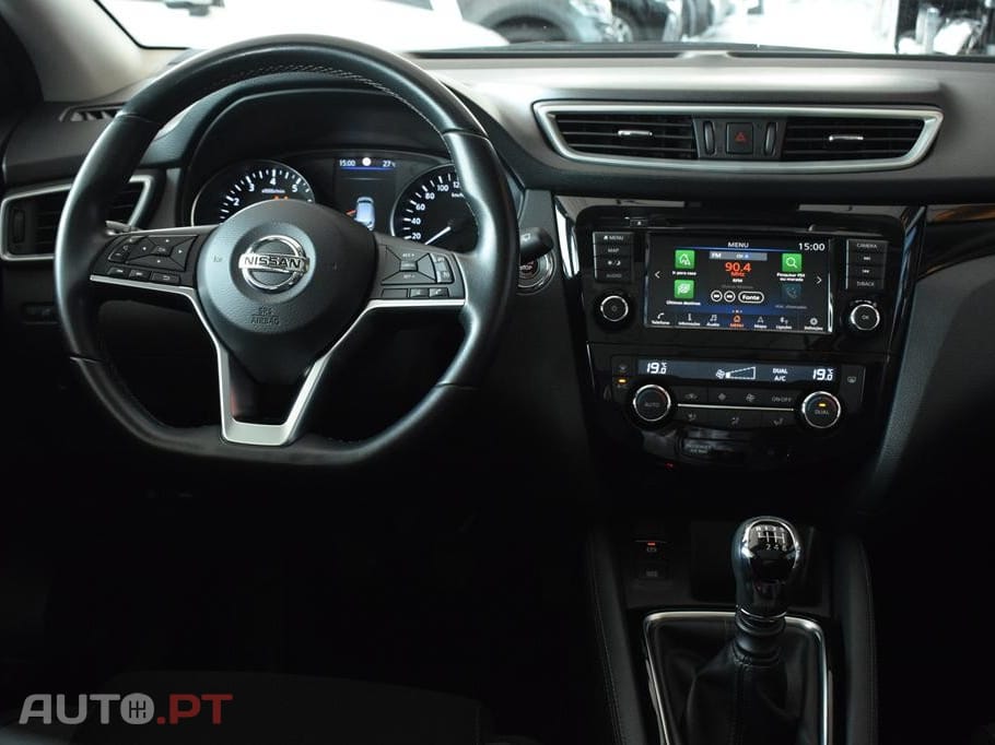 Nissan Qashqai 1.3 DIG-T Tekna Premium