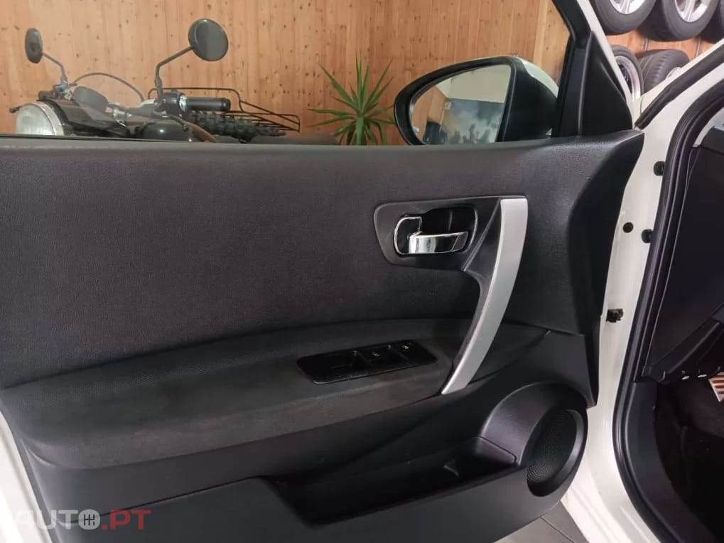 Nissan Qashqai 1.5 dCi Tekna Sport 17