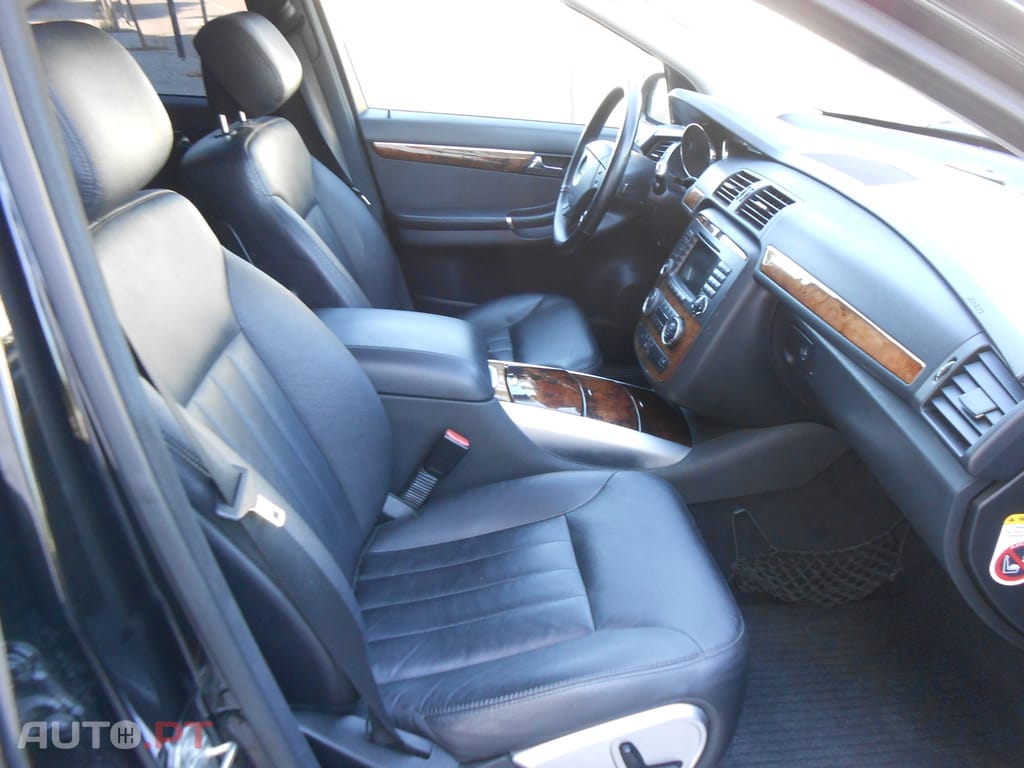 Mercedes-Benz R 320 4 MATIC