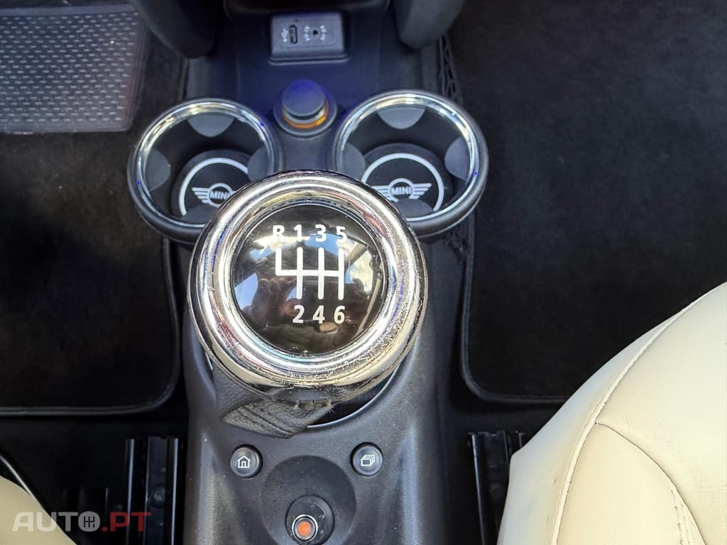 MINI Cooper Cooper D