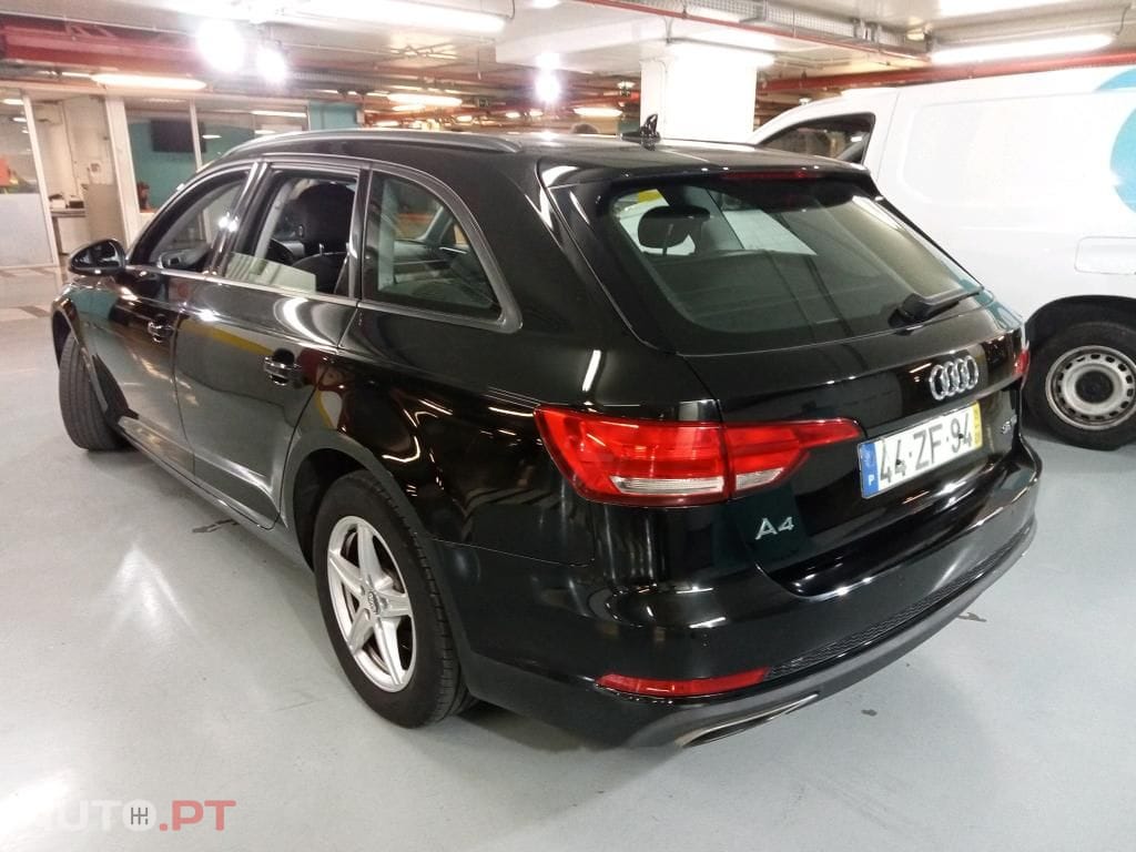 Audi A4 Avant 35 TDI S tronic
