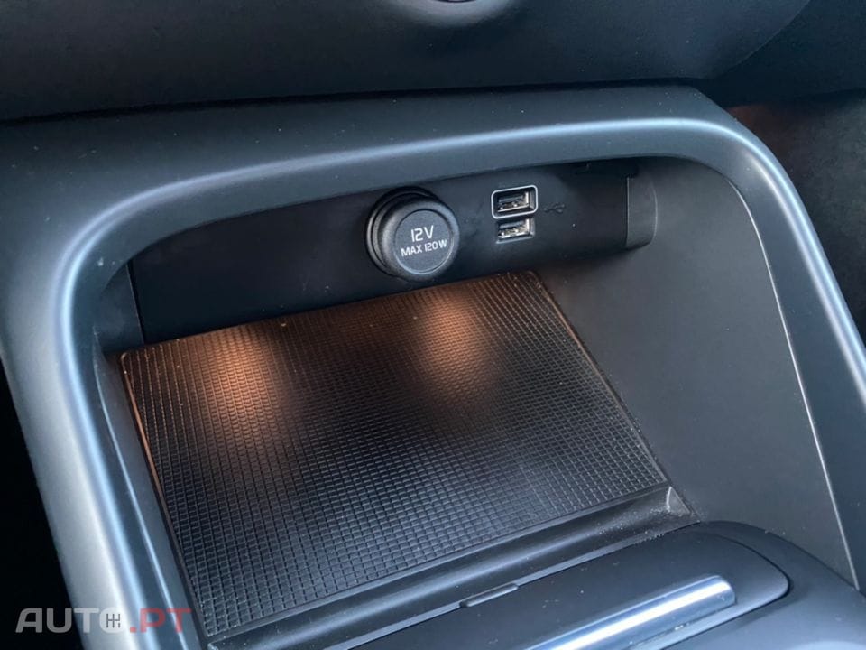 Volvo XC40 1.5 T4 PHEV Inscription