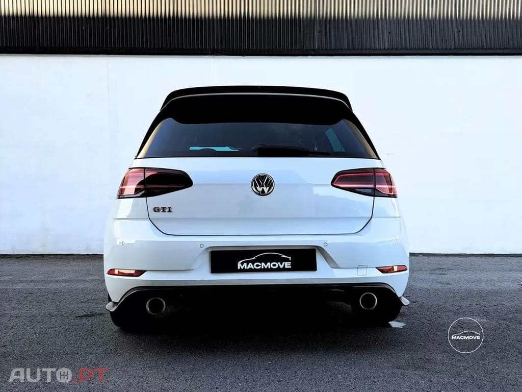 Volkswagen Golf 2.0 TSI GTI Performance