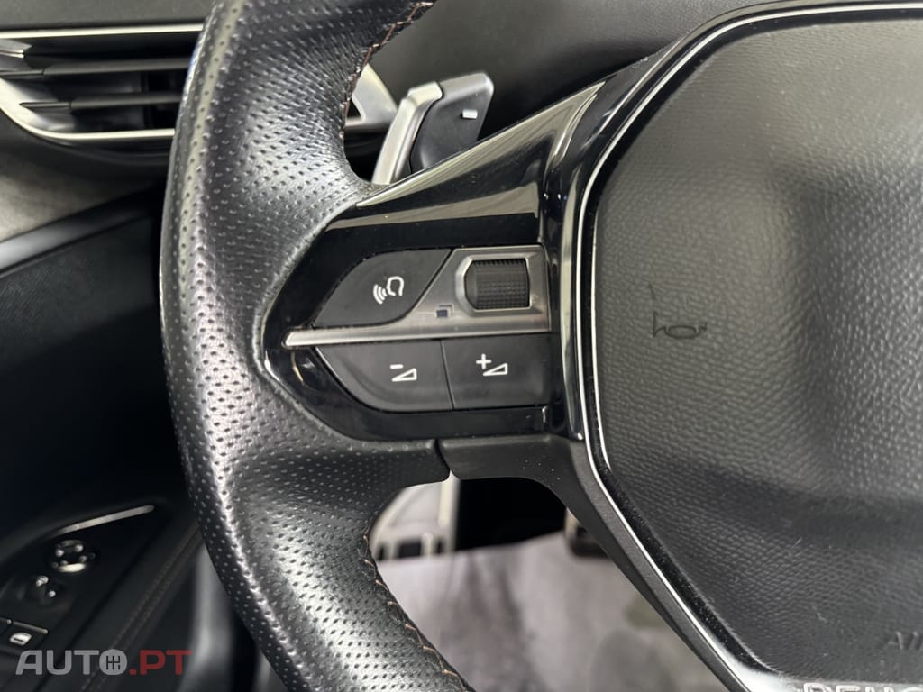 Peugeot 3008 1.6 Hybrid4 GT Pack e-EAT8
