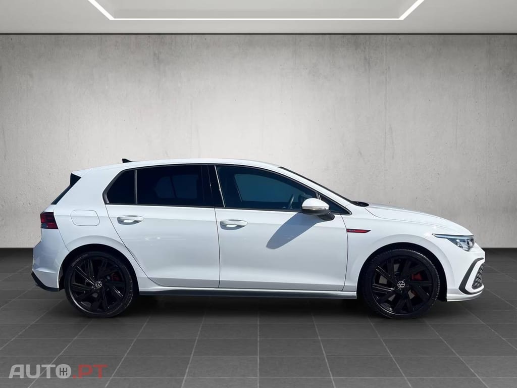 Volkswagen Golf 2.0 TSI GTI DSG