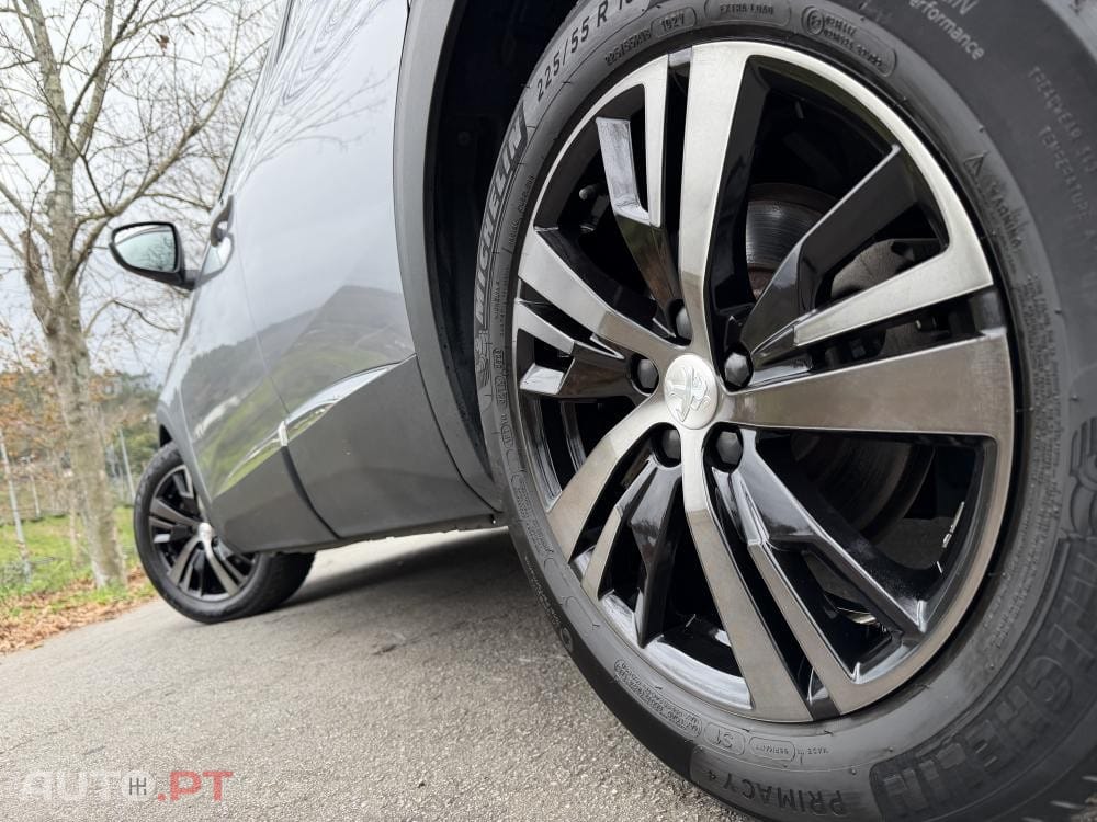 Peugeot 3008 1.2 PureTech Allure Pack EAT8