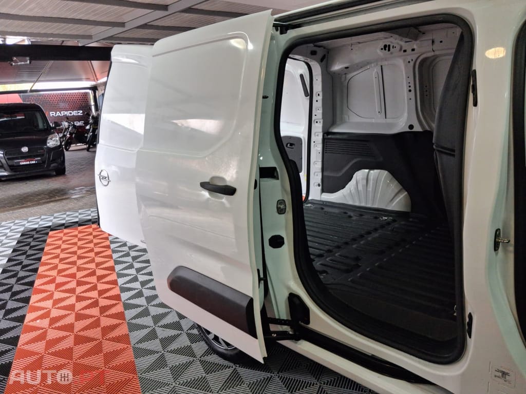 Opel Combo 1.5 CDTi L1H1 Enjoy