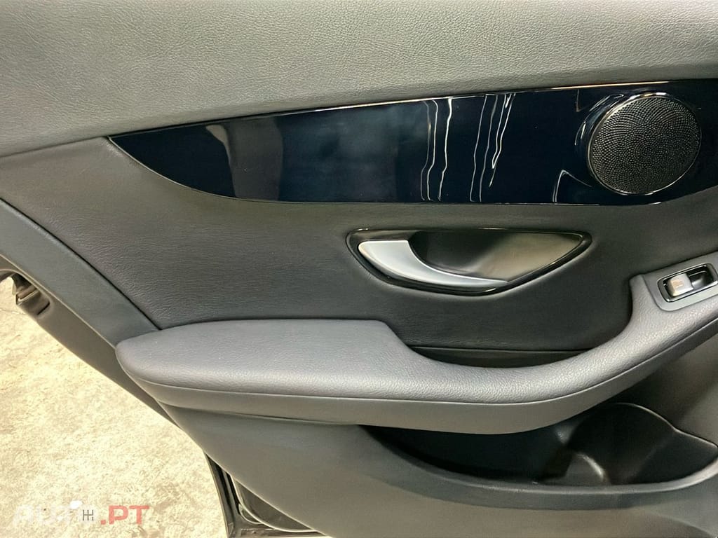 Mercedes-Benz C 300 de T 9G-TRONIC Avantgarde