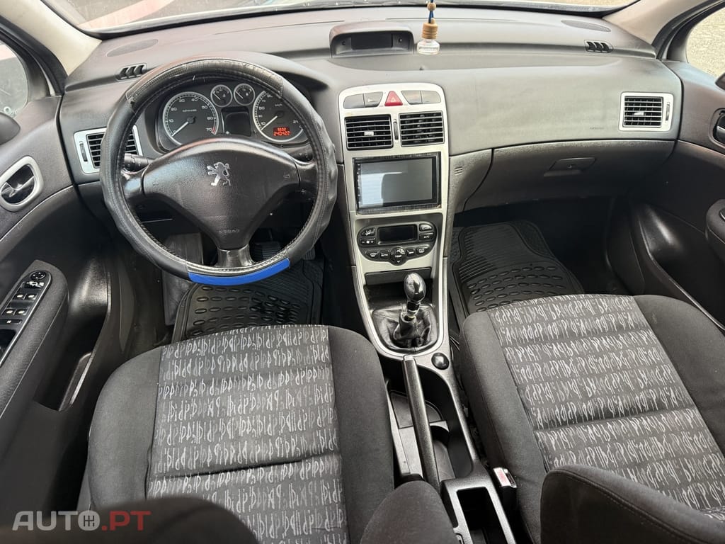 Peugeot 307 1.4 16V Navtech