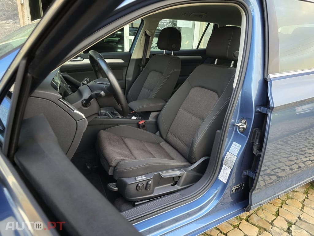 Volkswagen Passat Variant 2.0 TDi Elegance