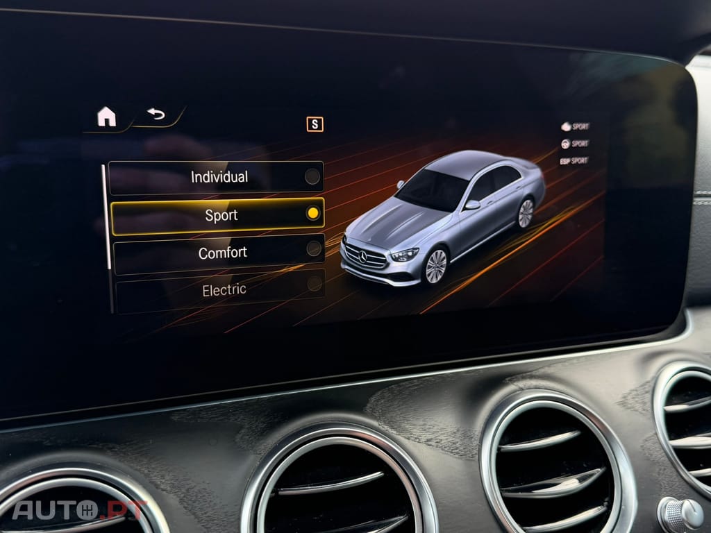 Mercedes-Benz E 300 de AMG Line