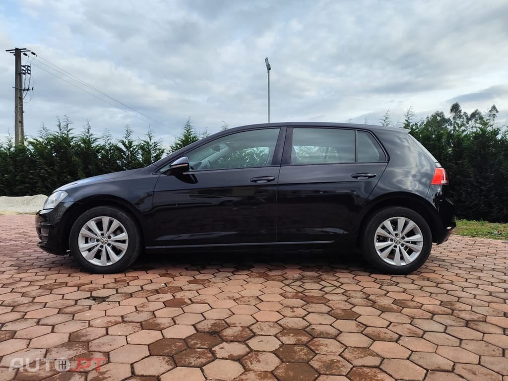 Volkswagen Golf 1.6 TDi Confortline