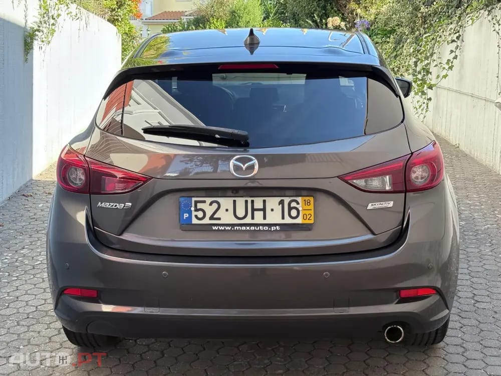 Mazda 3 1.5 Sky-G Evolve HS Navi