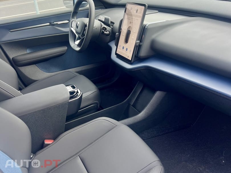 Volvo EX30 69 kWh Single Motor Extended Range Core