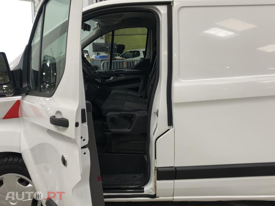 Ford Transit Custom 300L1 2.0 TDCi H1 Trend Business Aut.
