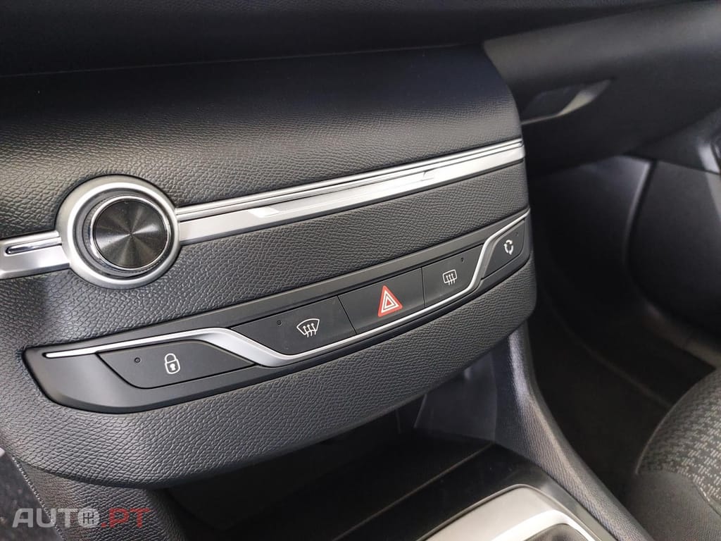 Peugeot 308 1.5 BlueHDi Business Line