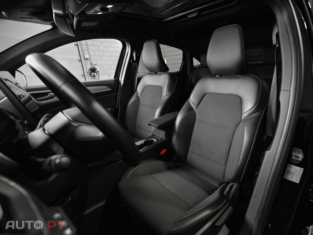 Renault Arkana 1.6 E-Tech Full Hybrid Techno