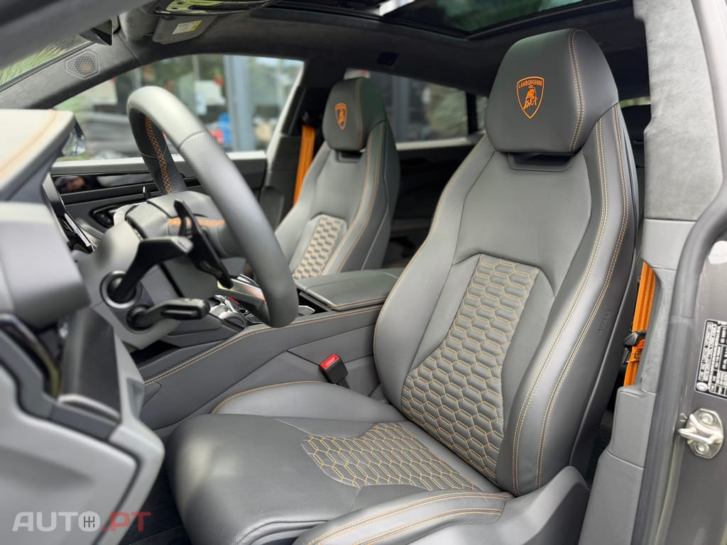 Lamborghini Urus 4.0 V8