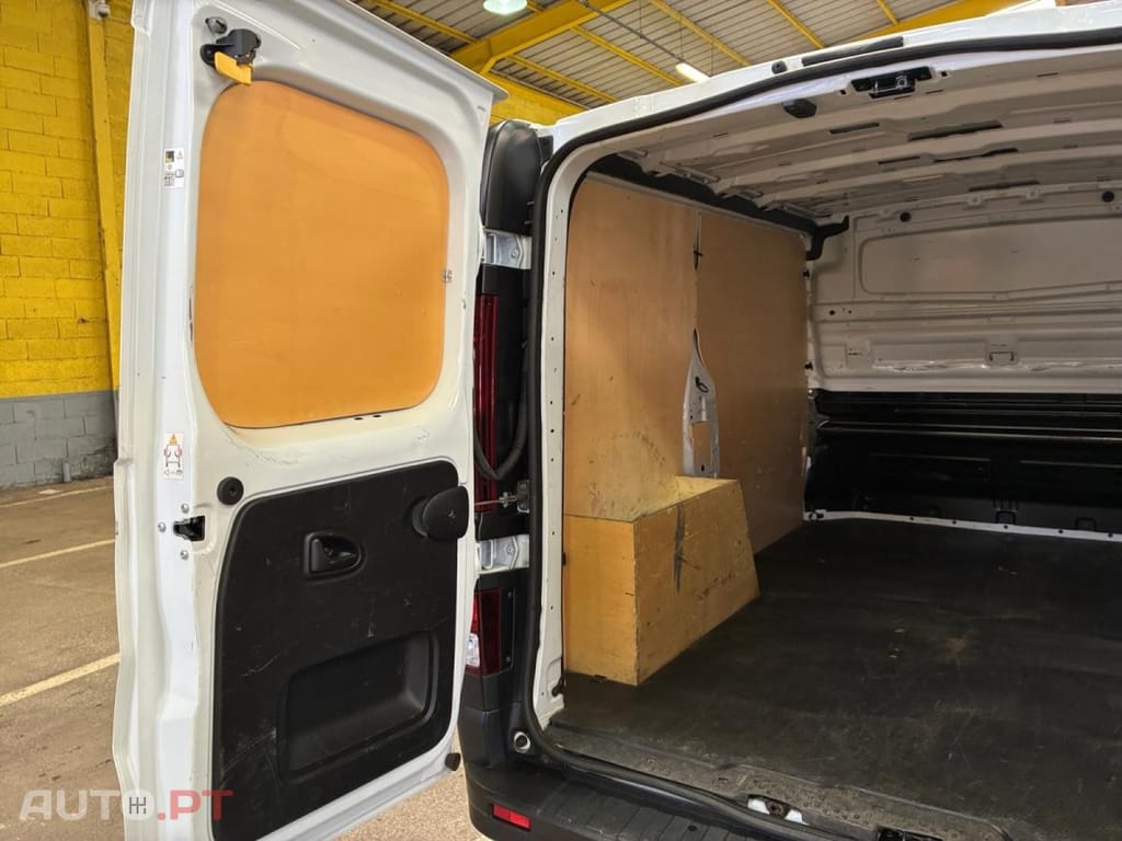 Renault Trafic 2.0 dCi L1H1 1.0T