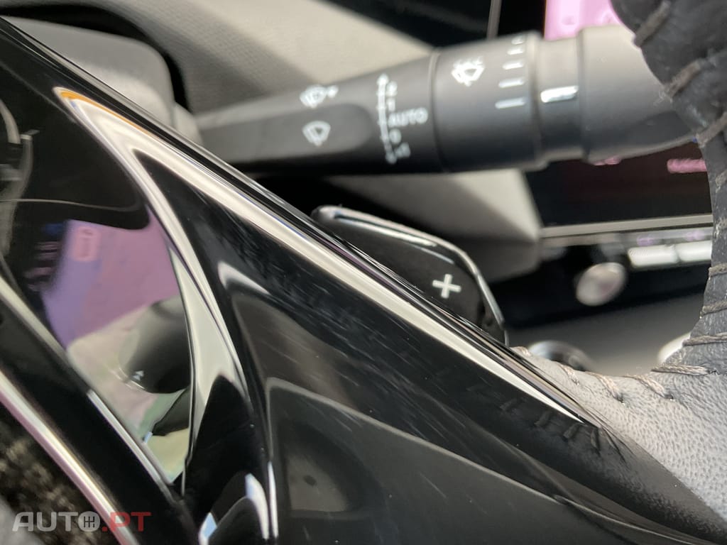 Peugeot 408 1.2 PureTech Allure EAT8