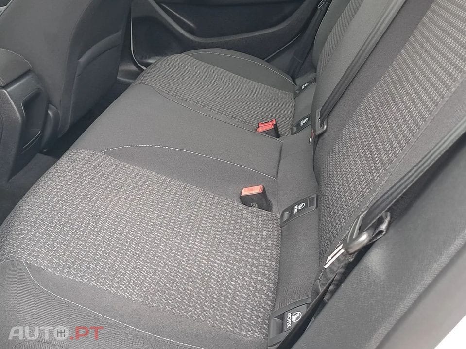 Peugeot 308 1.5 BlueHDi Business Line