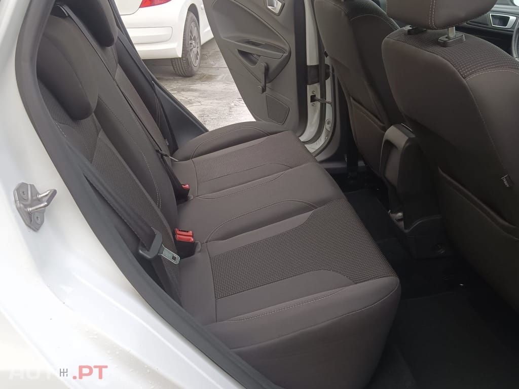 Ford Fiesta 1.0 Ti-VCT Titanium