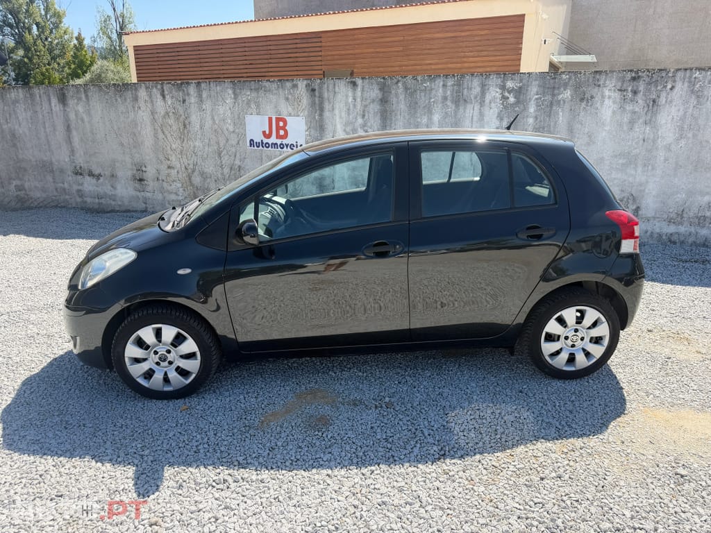 Toyota Yaris 1.0 VVT-i AC