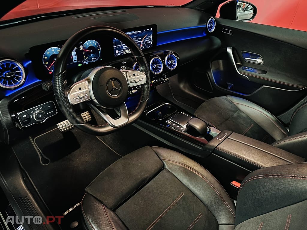 Mercedes-Benz A 250 e AMG Line