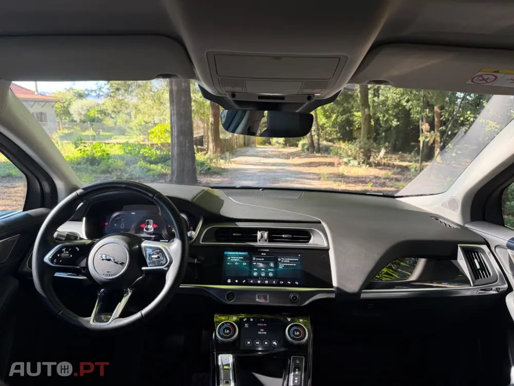 Jaguar I-Pace EV400 R-Dynamic HSE AWD