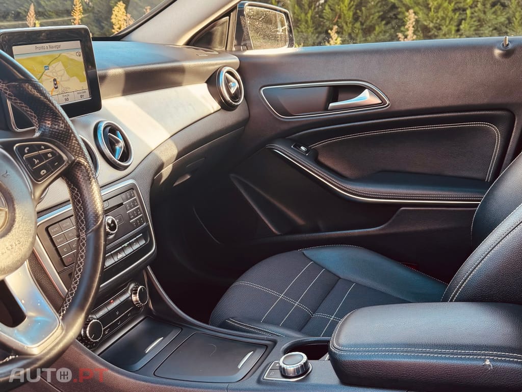 Mercedes-Benz CLA 220 CDi Urban Aut.111g