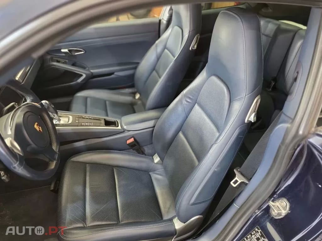 Porsche 911 Carrera 4 PDK