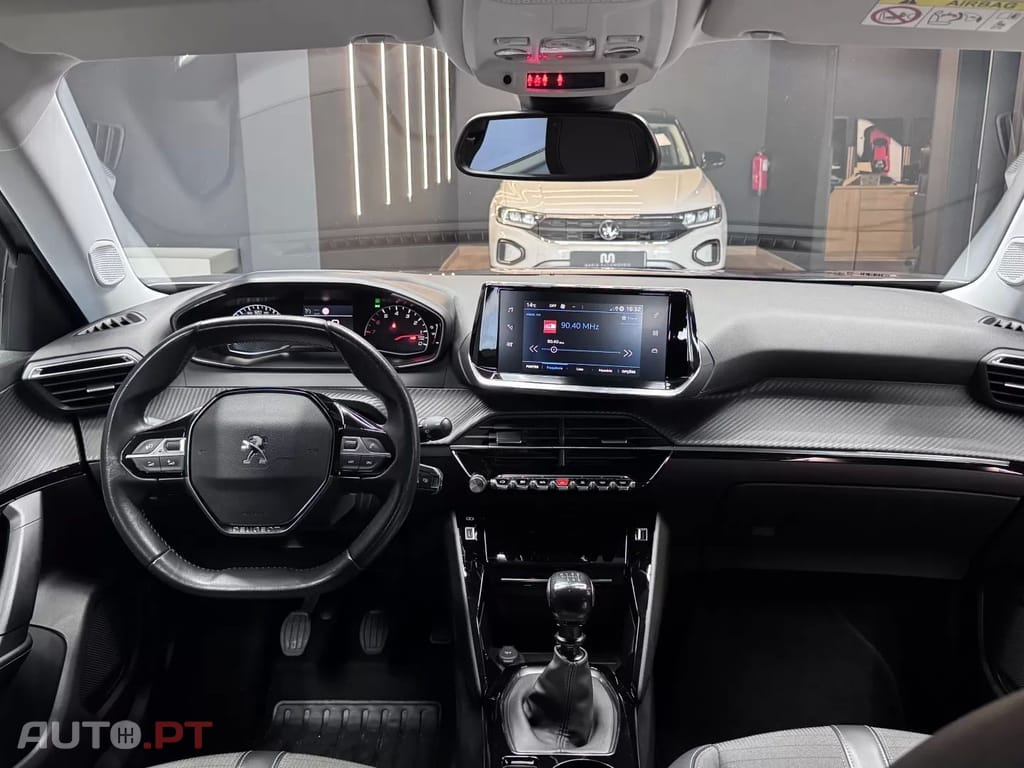 Peugeot 2008 1.2 PureTech Allure Pack