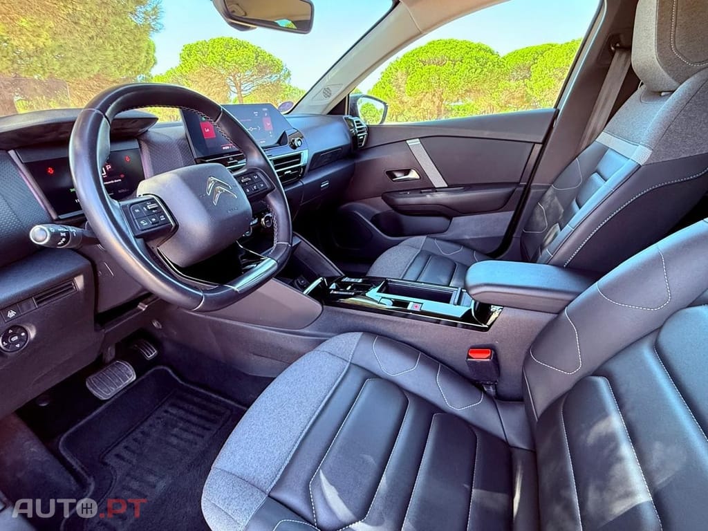 Citroen C4 1.2 PureTech Shine Pack EAT8