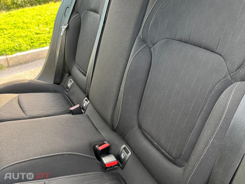 Renault Mégane Sport Tourer 1.5 blue dci limited