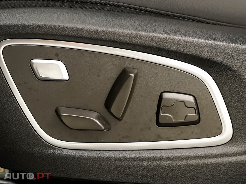 Renault Austral Austral 1.3 Mild Hybrid Iconic Auto