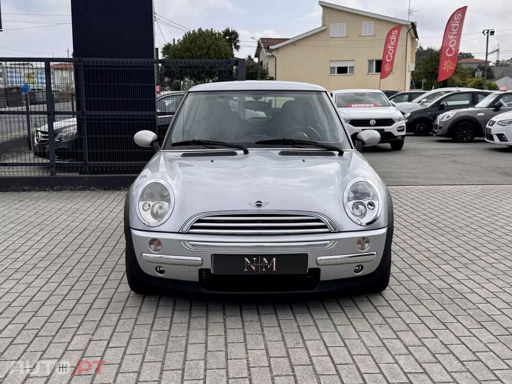 MINI Cooper One 1.4 D — fotografia 3