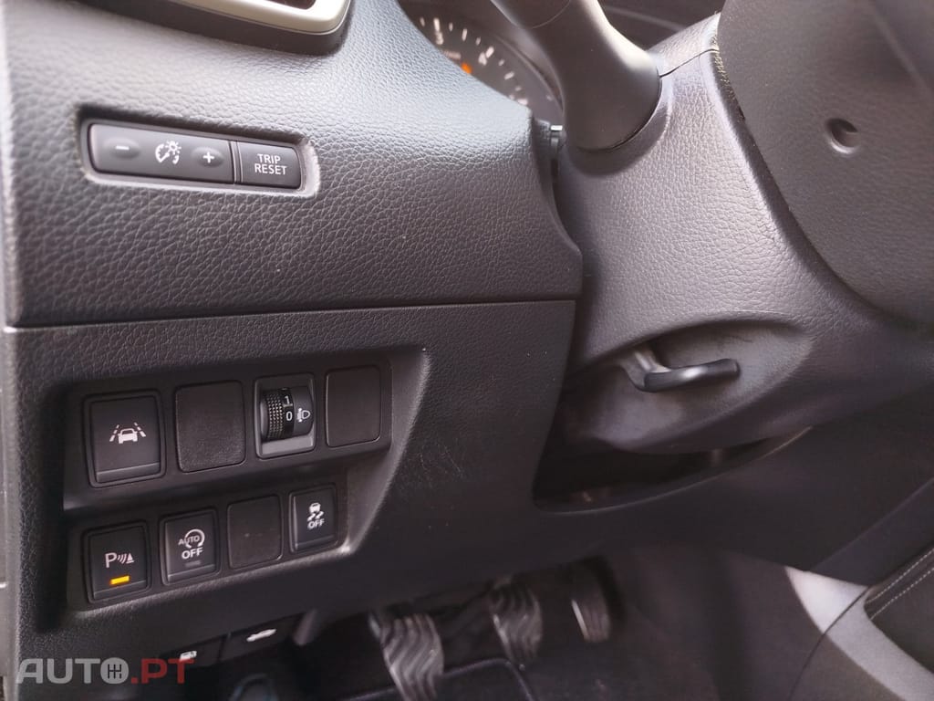 Nissan Qashqai 1.6 dCi N-Connecta 18