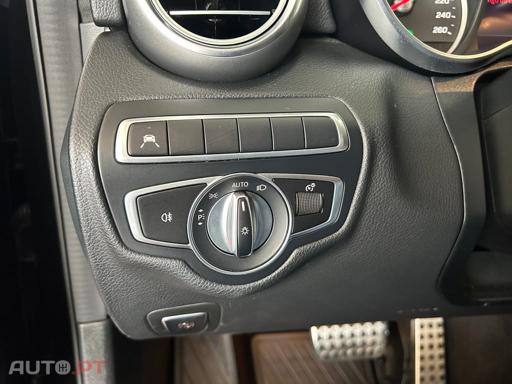 Mercedes-Benz C 220 d AMG Line