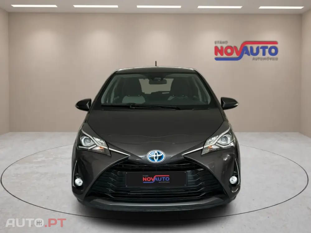 Toyota Yaris 1.5 HSD Sport +P.Techno+P.Luxury — fotografia 8