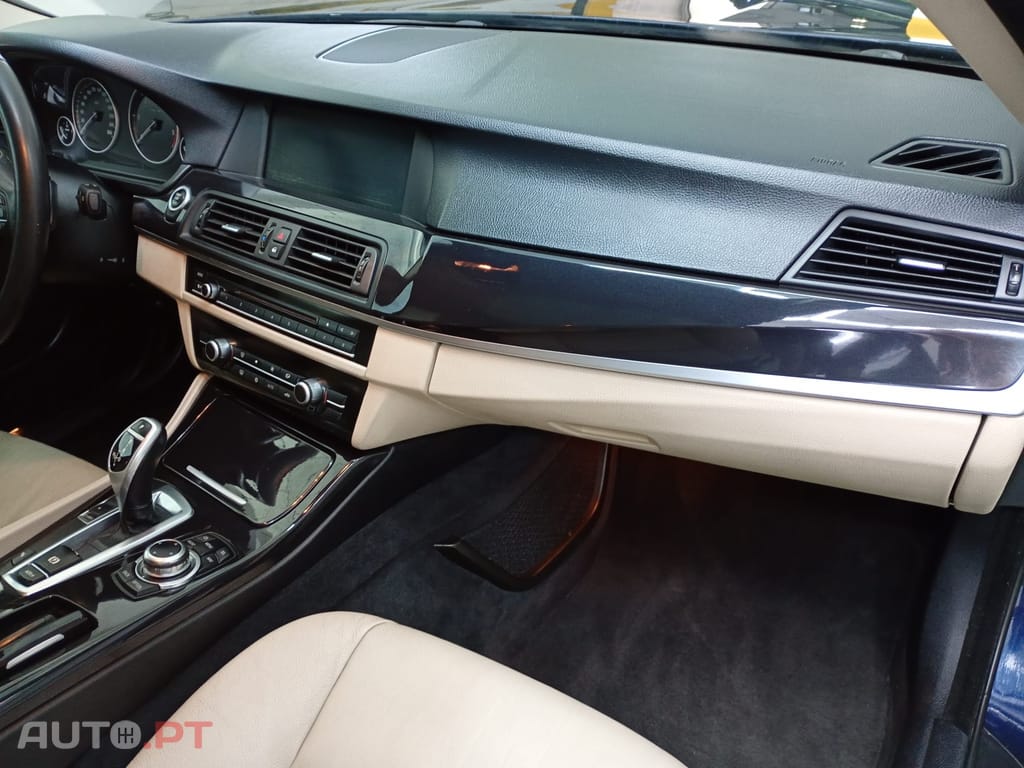 BMW 520 d xDrive Line Luxury Auto