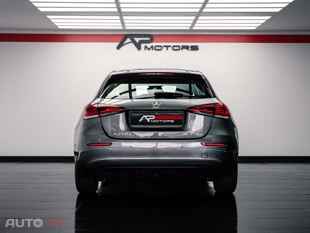 Mercedes-Benz A 250 e Style Plus